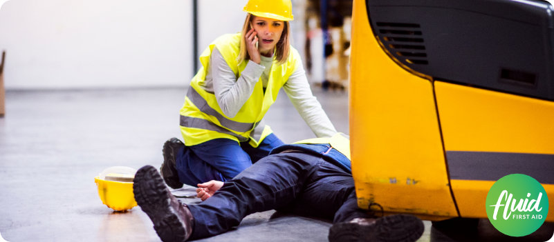 5 workplace first aid skills everyone should have